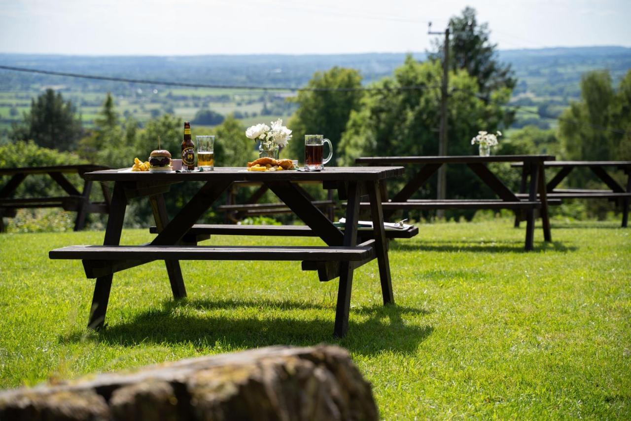Bed & Breakfast Rising Sun Pub, Restaurant And Lacock
